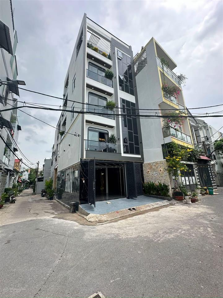 Nhà phố ngang 6m  phường tân thới hiệp, đúc 4 lầu, đường 8m, giá 8,99 tỷ tl,  0933 015 ***