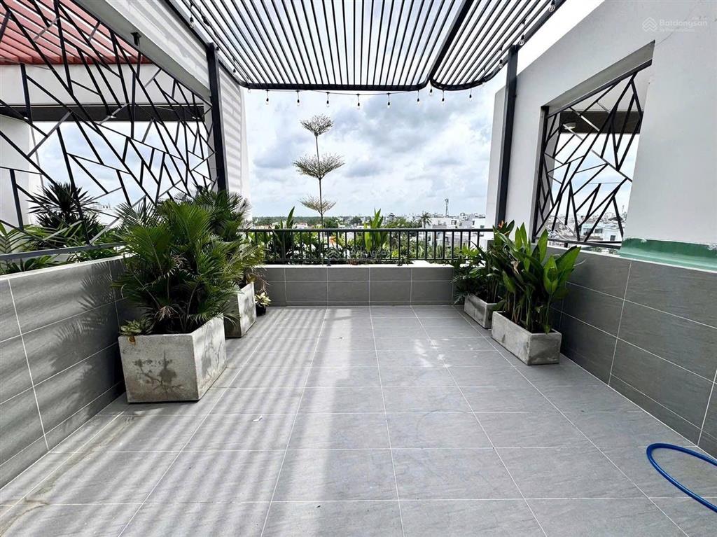 Nhà thạnh xuân 24  phường thới an, dt 4 x 14m, đường ô tô, giá 6,35 tỷ tl,  0933 015 ***