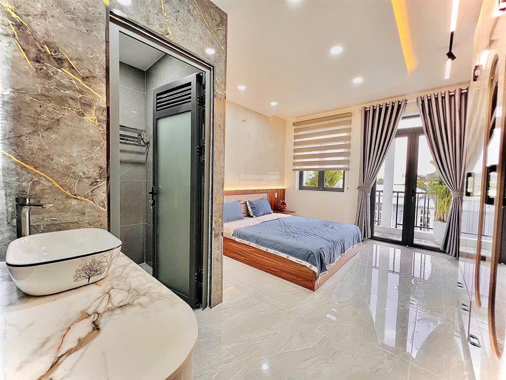Nhà thạnh xuân 33  phường thới an, dt 4m x 16m, đường 8m, giá 6 tỷ 250tr tl,  0933 015 ***