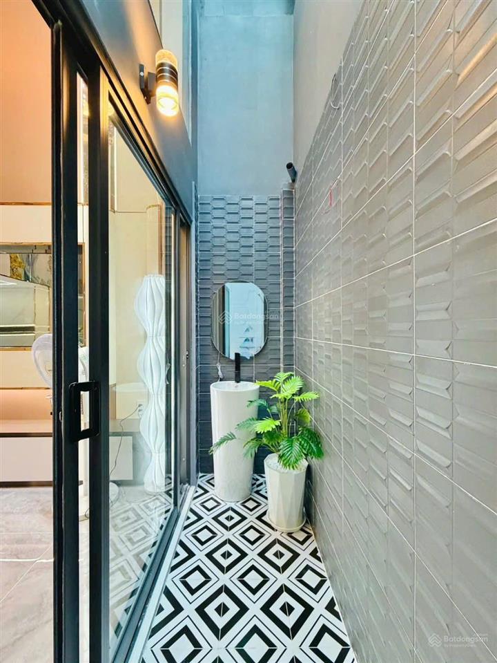 Nhà đường sô 10  phường thông tây hội , dt 4x13,5m , 4 lầu ,nội thất cao cấp , 9tỷ tl , 0933 015 ***