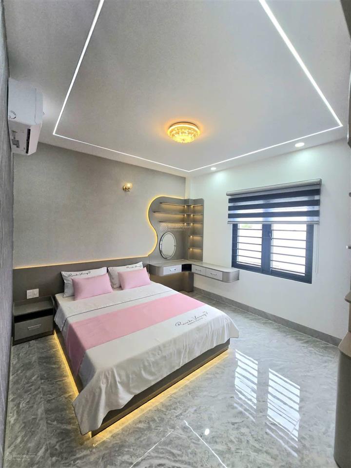 Nhà phố thạnh xuân 21, phường thới an, dt 4m x 17m, có thang máy, đường 8m giá 7,8tỷ tl, 0933 015 ***