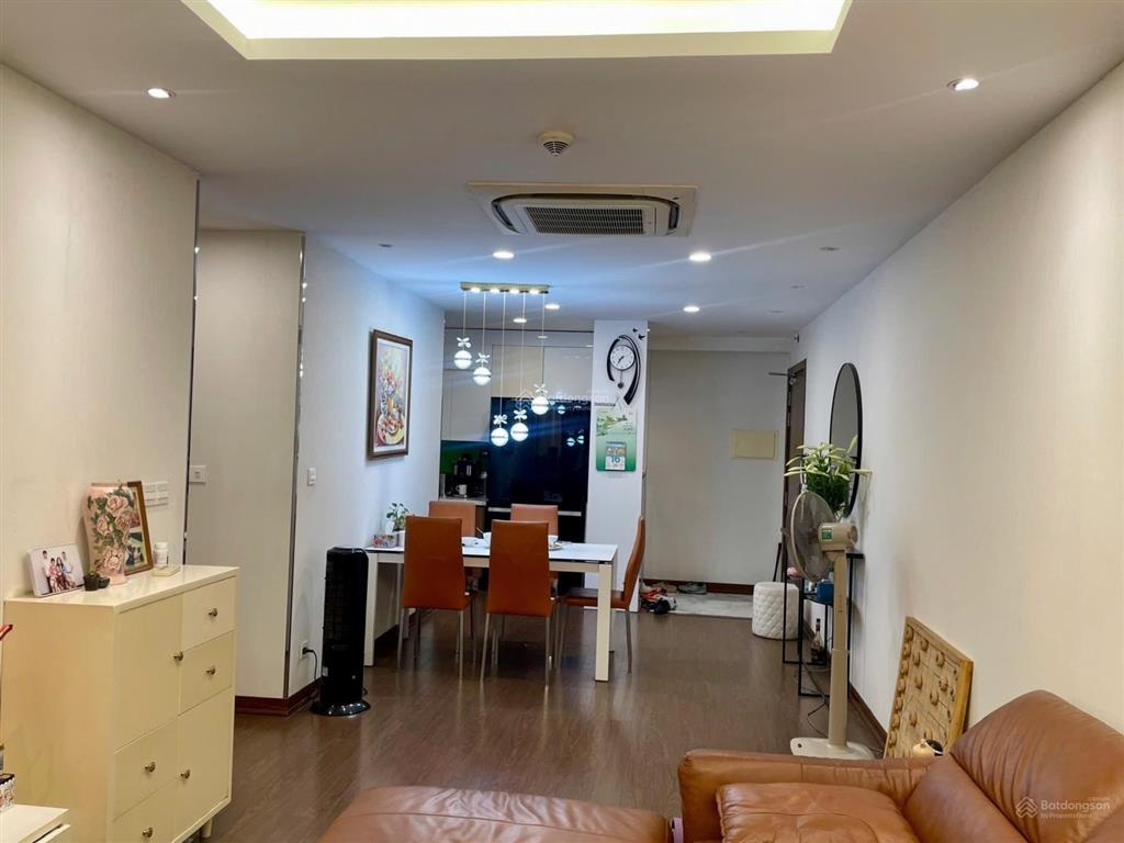 Bán căn hộ cao cấp khu ngoại giao đoàn hồ tây  135tr/m2