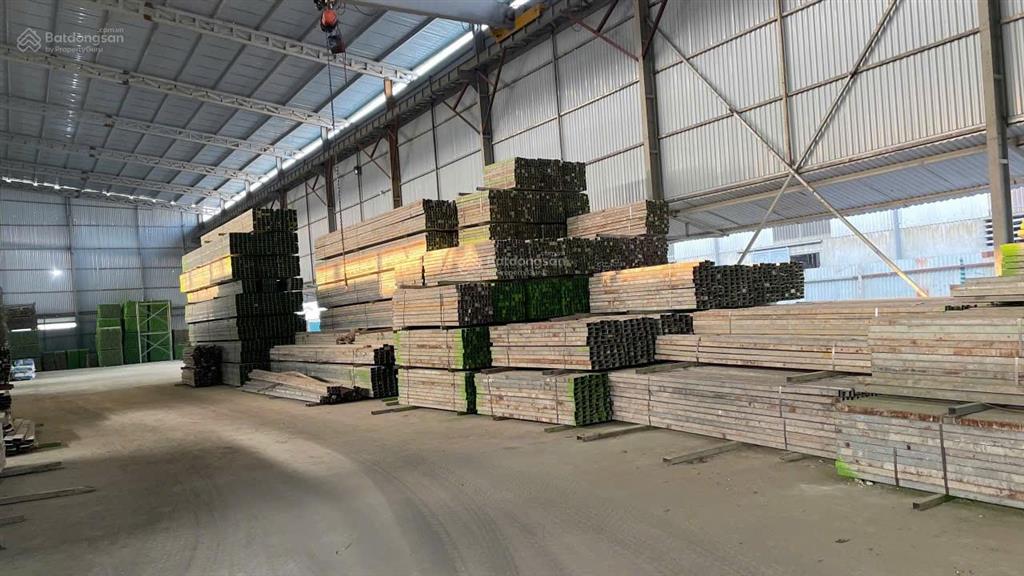 Bán dt 2600m² nhà xưởng giá chỉ có 12 tỷ
