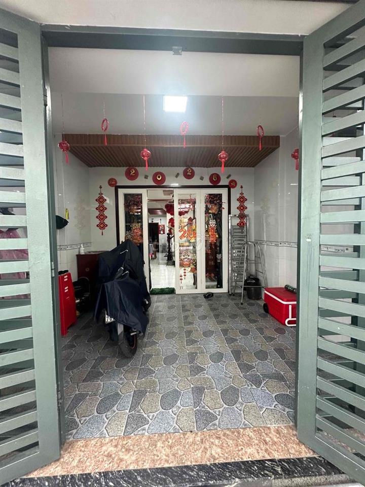 Bán nhà