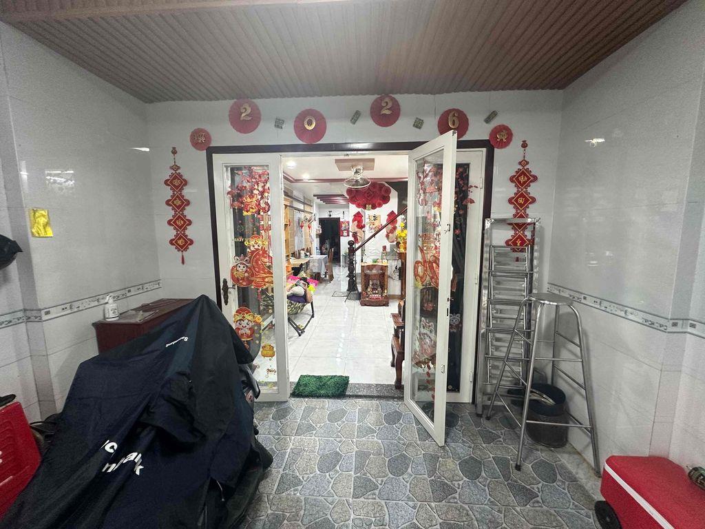 BÁN NHÀ