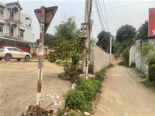Bán mảnh đất vàng  mặt đường ql6 (cũ)