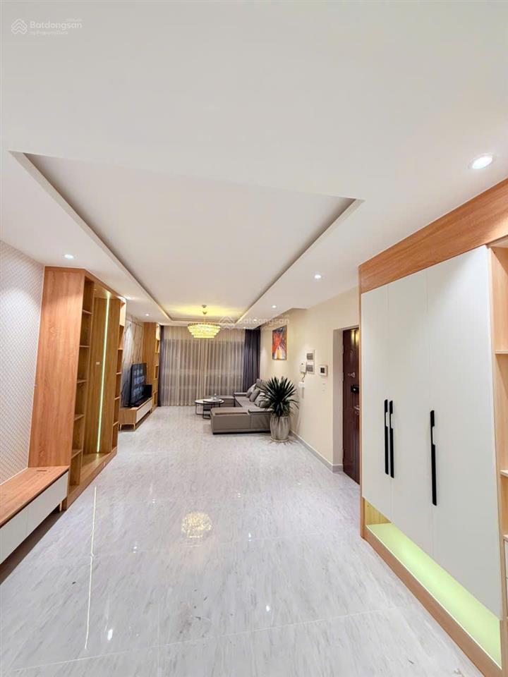 Cho thuê penthouse happy valley phú mỹ hưng, quận 7 view 3 mặt cực thoáng