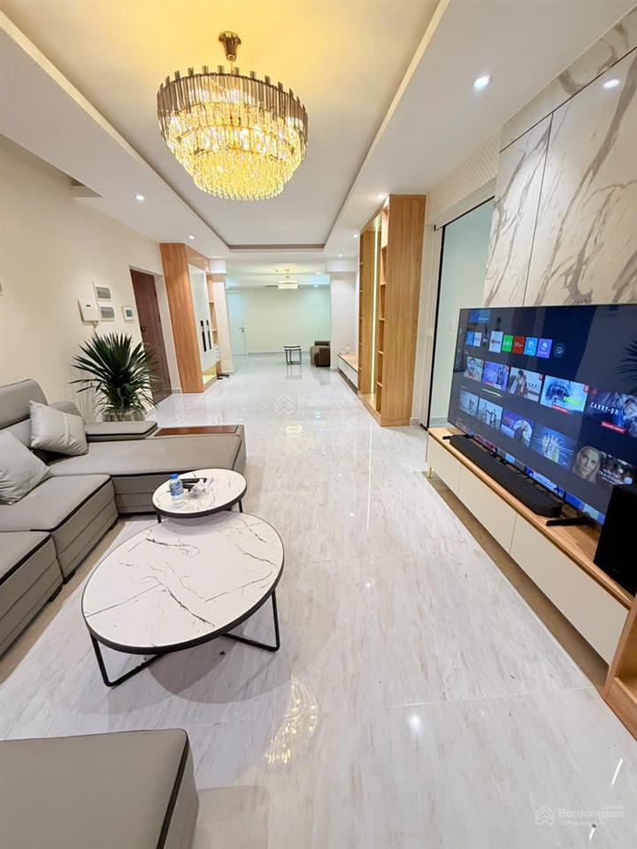 Cho thuê penthouse happy valley phú mỹ hưng, quận 7 view 3 mặt cực thoáng