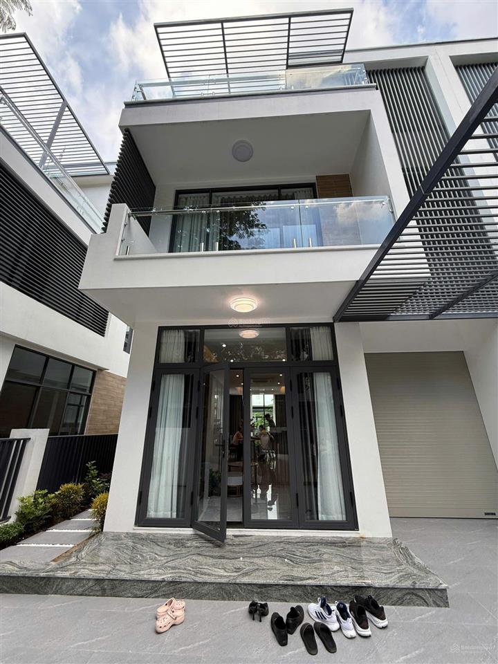 Cho thuê biệt thự villa song lập khu thăng long, long phước, tp. hcm.  0936 032 ***