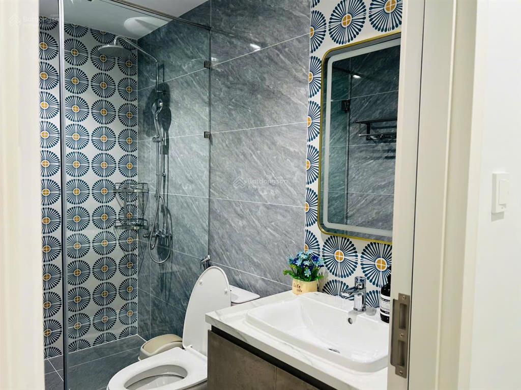 Cho thuê nhà nguyên căn/lẻ phòng duplex nt 7pn 9wc eco green sài gòn quận 7