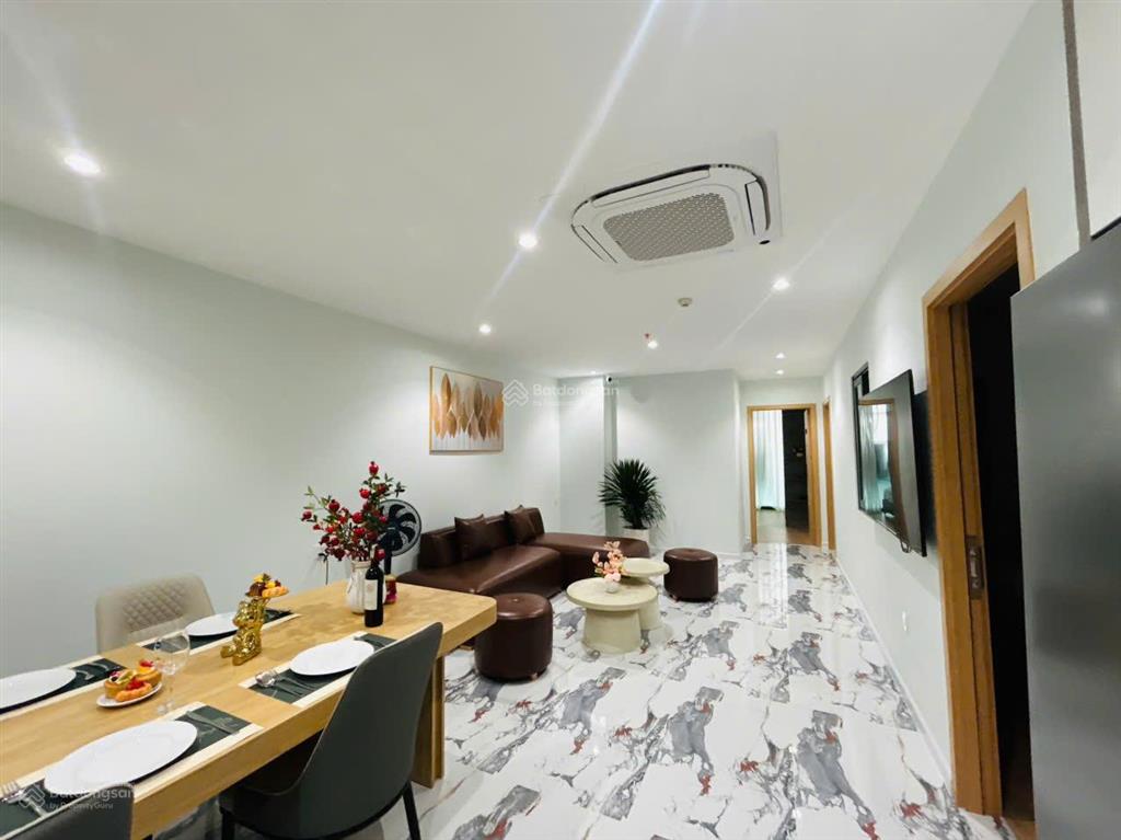 Cho thuê nhà nguyên căn/lẻ phòng duplex nt 7pn 9wc eco green sài gòn quận 7
