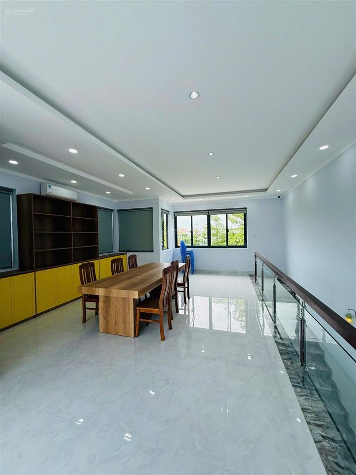 Cần cho thuê villa d51 336 lương văn nho cần giờ làm vp kết hợp ở, vị trí đẹp