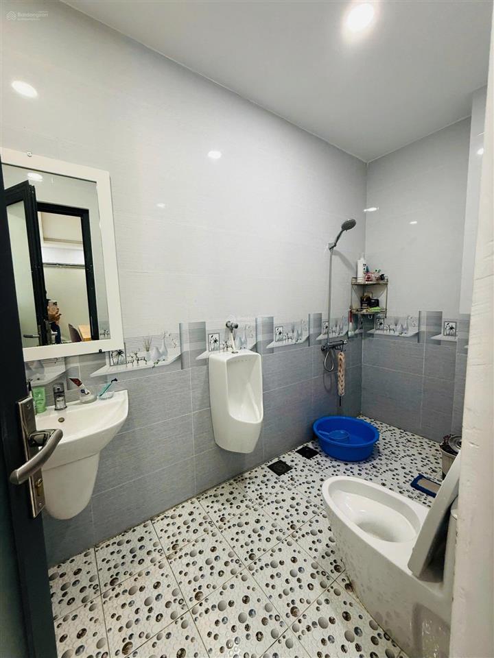 Cần cho thuê villa d51 336 lương văn nho cần giờ làm vp kết hợp ở, vị trí đẹp