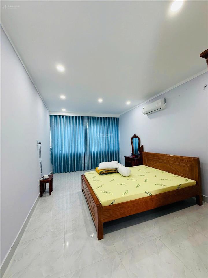 Cần cho thuê villa d51 336 lương văn nho cần giờ làm vp kết hợp ở, vị trí đẹp