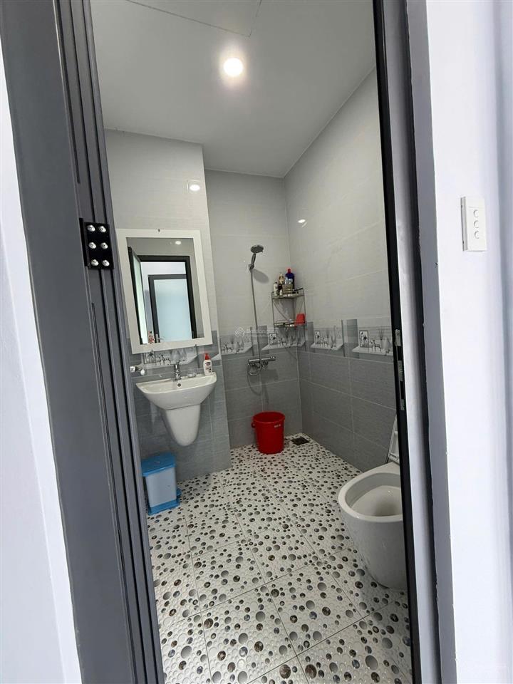 Cần cho thuê villa d51 336 lương văn nho cần giờ làm vp kết hợp ở, vị trí đẹp