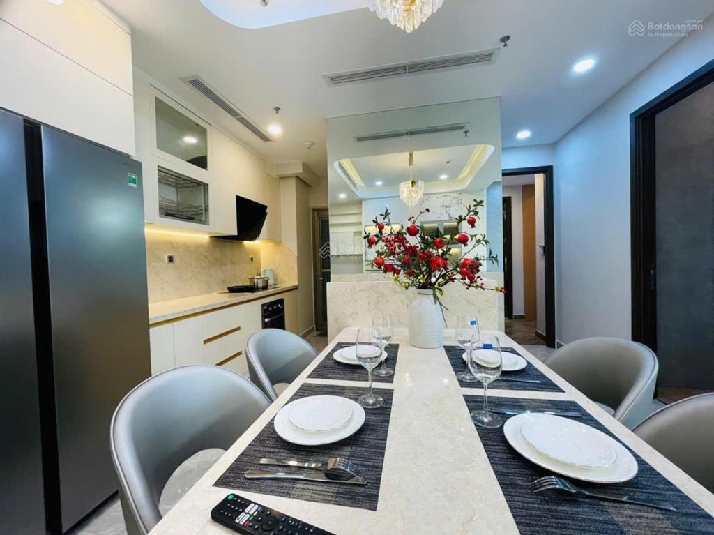 Cho thuê căn hộ midtown phú mỹ hưng 2pn full nội thất, 82m², giá tốt