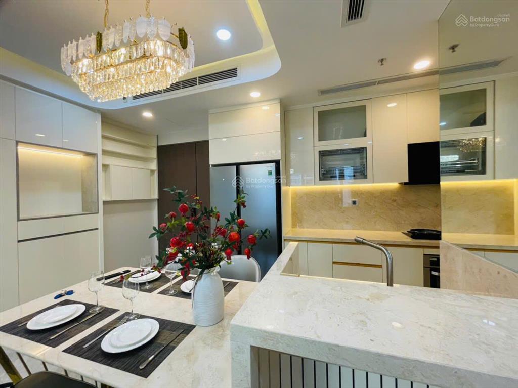 Cho thuê căn hộ midtown phú mỹ hưng 2pn full nội thất, 82m², giá tốt