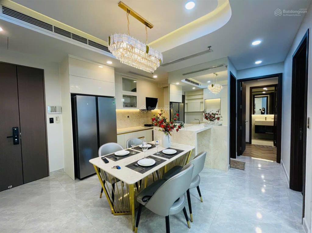 Cho thuê căn hộ midtown phú mỹ hưng 2pn full nội thất, 82m², giá tốt