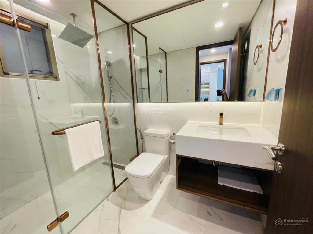 Cho thuê căn hộ midtown phú mỹ hưng 2pn full nội thất, 82m², giá tốt