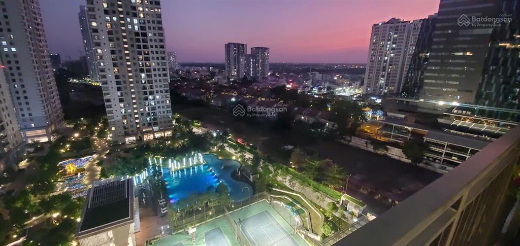 Cho thuê căn hộ saigon south residences view hồ bơi đẹp, full nội thất cao cấp
