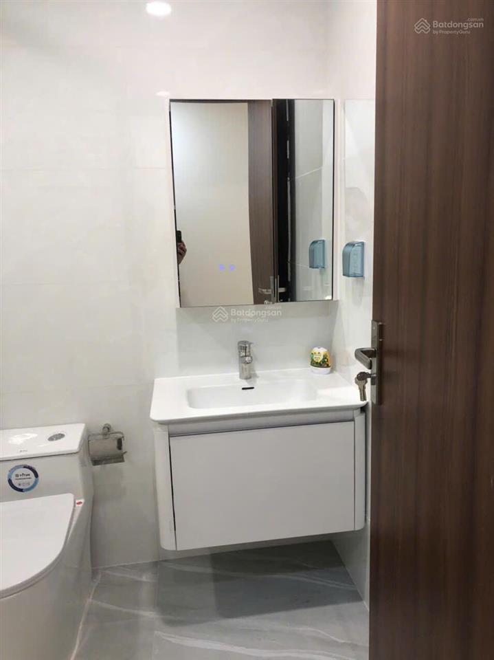 Cho thuê căn hộ saigon south residences view hồ bơi đẹp, full nội thất cao cấp