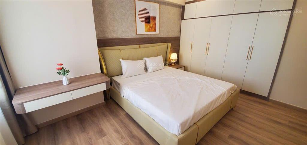 Cho thuê căn hộ saigon south residences view hồ bơi đẹp, full nội thất cao cấp