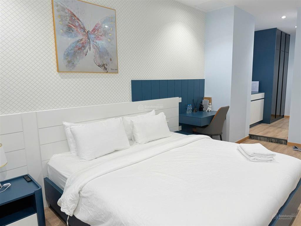 Cho thuê nguyên căn mới 100%, nội thất cao cấp ở eco green sài gòn, lối đi riêng
