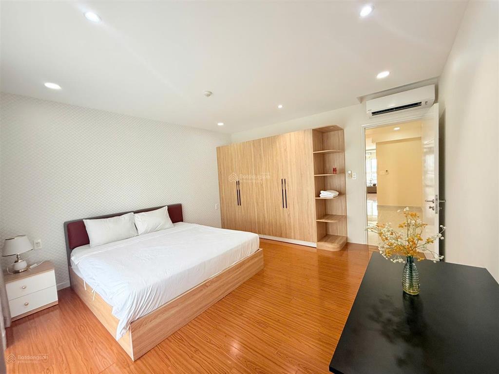 Cho thuê penthouse happy valley 300m² | 5pn | sân vườn riêng | view sông đẹp | full nội thất