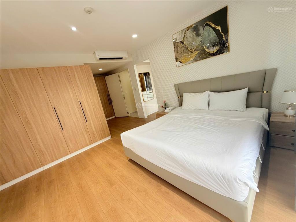 Cho thuê penthouse happy valley 300m² | 5pn | sân vườn riêng | view sông đẹp | full nội thất