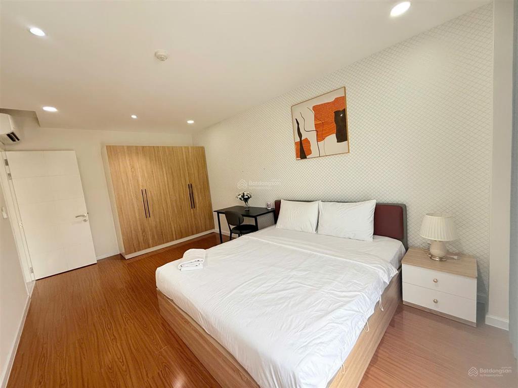 Cho thuê penthouse happy valley 300m² | 5pn | sân vườn riêng | view sông đẹp | full nội thất