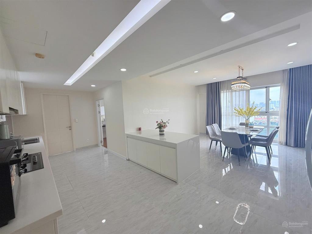 Cho thuê penthouse happy valley 300m² | 5pn | sân vườn riêng | view sông đẹp | full nội thất