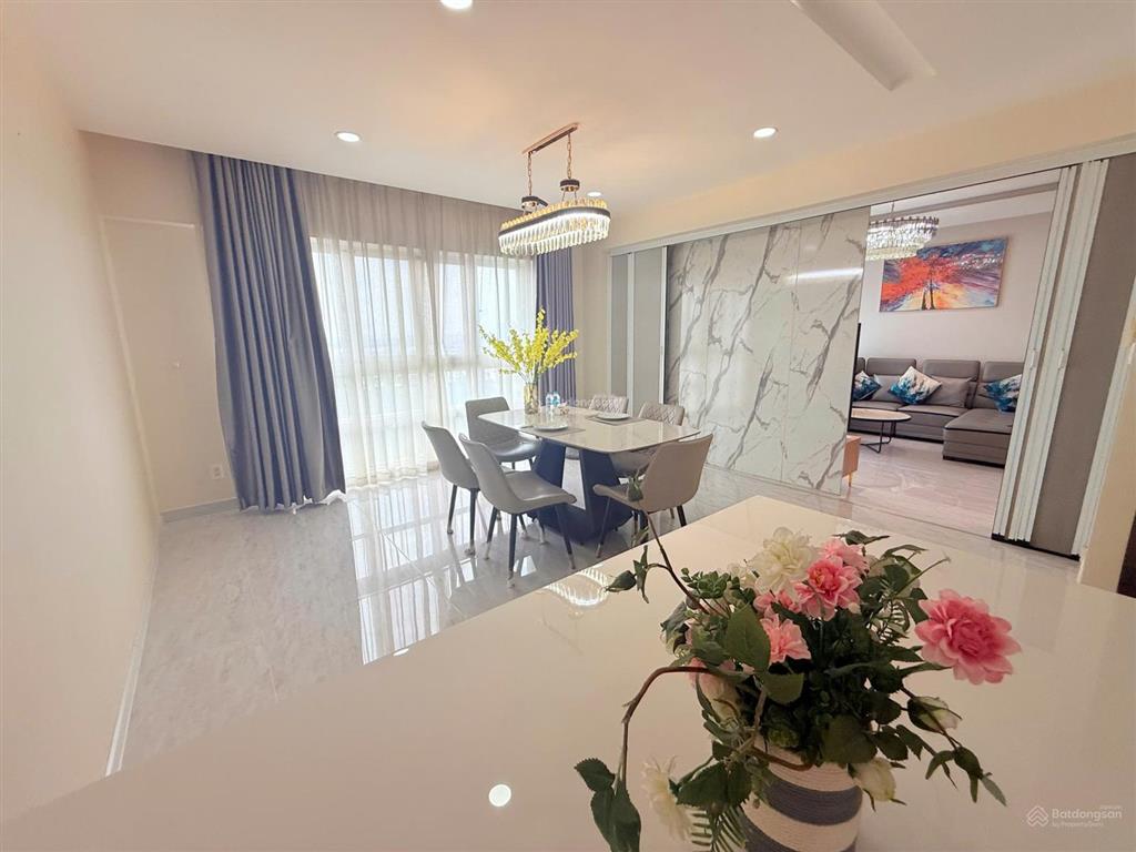 Cho thuê penthouse happy valley 300m² | 5pn | sân vườn riêng | view sông đẹp | full nội thất