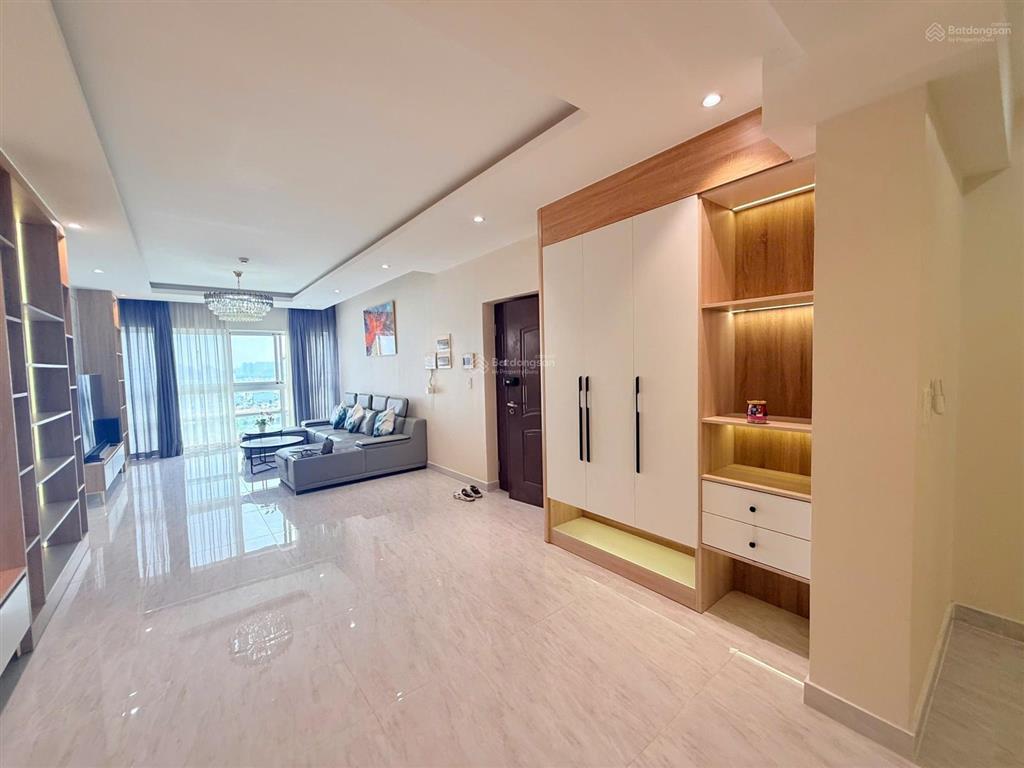 Cho thuê penthouse happy valley 300m² | 5pn | sân vườn riêng | view sông đẹp | full nội thất