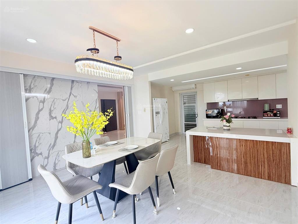 Cho thuê penthouse happy valley 300m² | 5pn | sân vườn riêng | view sông đẹp | full nội thất