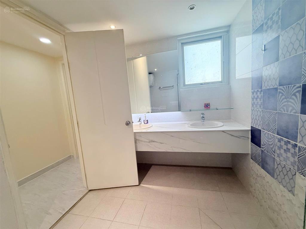 Cho thuê penthouse happy valley 300m² | 5pn | sân vườn riêng | view sông đẹp | full nội thất