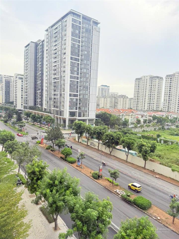Cho thuê d18 scenic valley 1 3pn 115m²  lầu cao, view sân golf  40tr/tháng