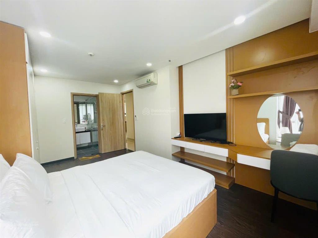 Cho thuê d18 scenic valley 1 3pn 115m²  lầu cao, view sân golf  40tr/tháng
