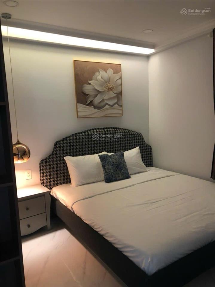 Cho thuê a3 scenic 1 phú mỹ hưng 2pn 82m²  full nội thất  view hồ bơi  27tr/tháng