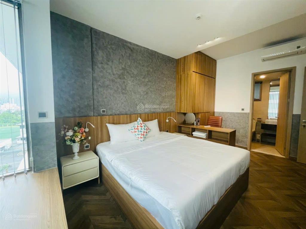 Cho thuê e5 m8 midtown 2pn 80m2  full nội thất  view hồ bơi  33tr/tháng