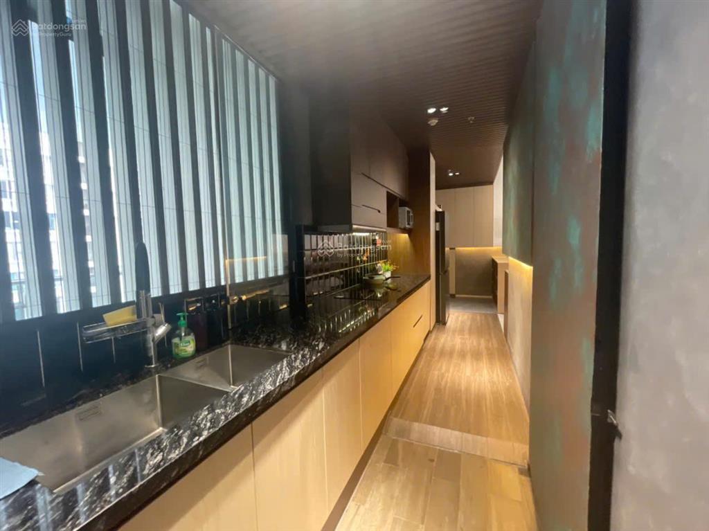 Cho thuê e5 m8 midtown 2pn 80m2  full nội thất  view hồ bơi  33tr/tháng