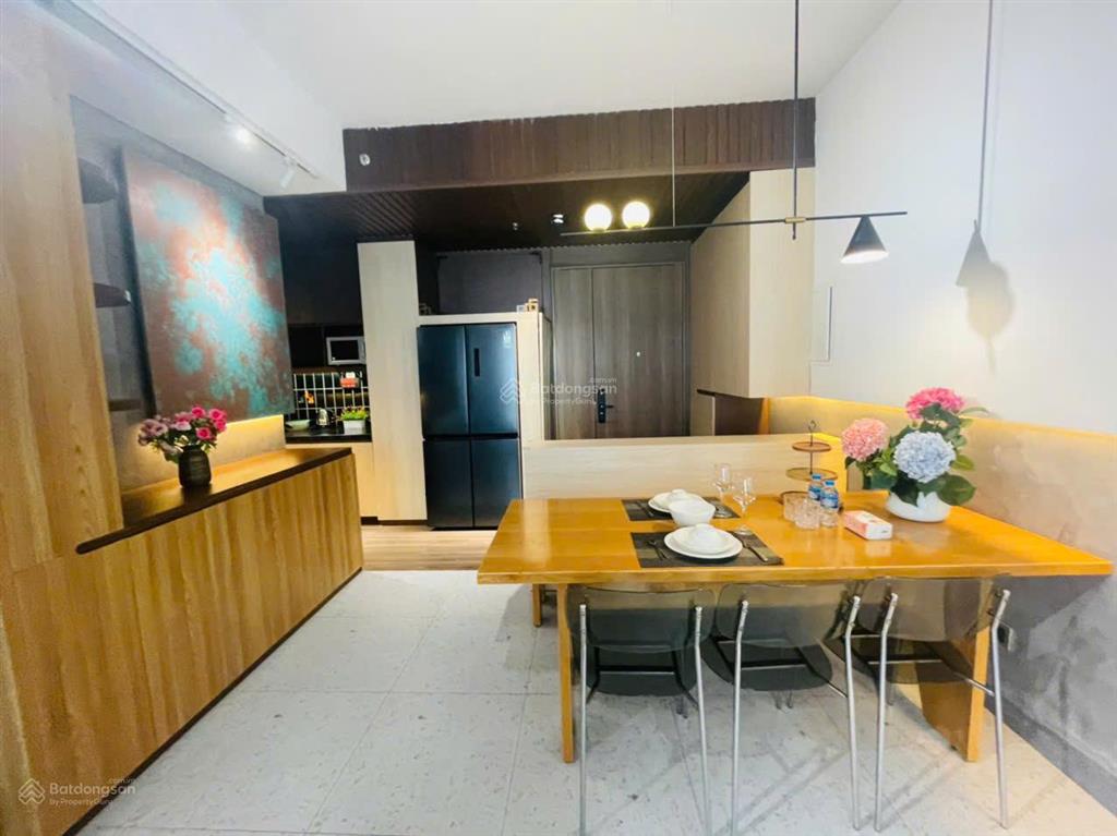 Cho thuê e5 m8 midtown 2pn 80m2  full nội thất  view hồ bơi  33tr/tháng