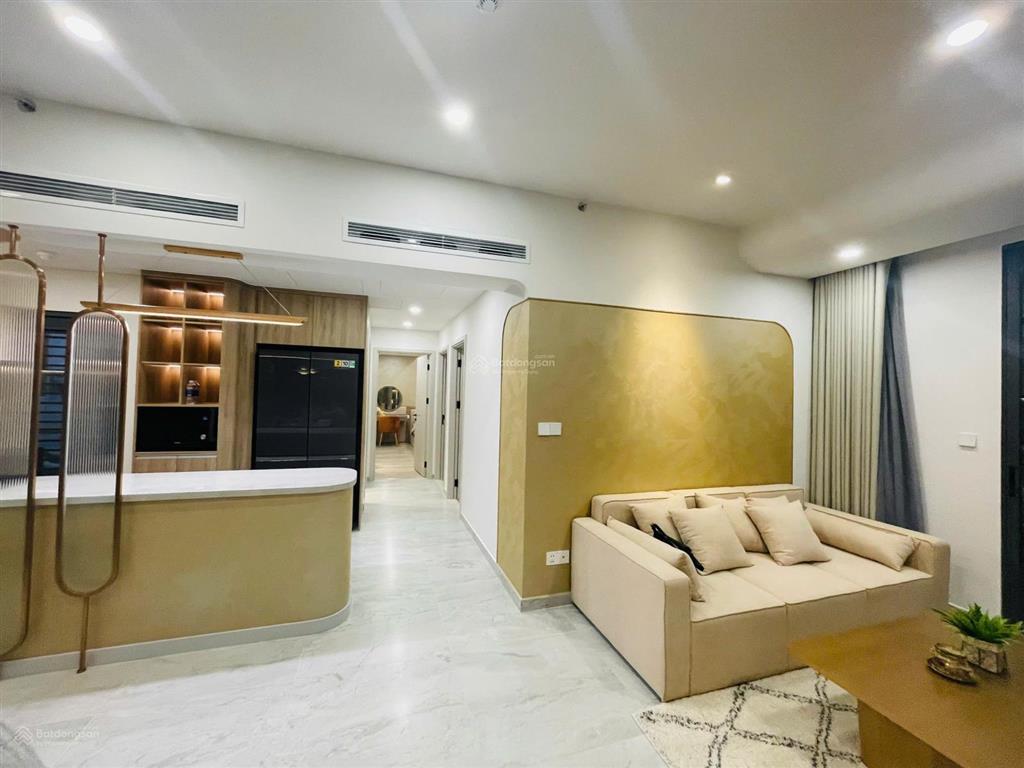 Cho thuê căn hộ góc cardinal court  3pn 115m2  view hồ bơi  60tr/tháng