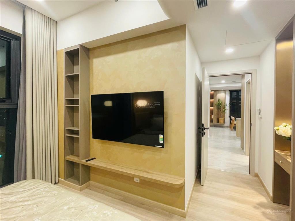 Cho thuê căn hộ góc cardinal court  3pn 115m2  view hồ bơi  60tr/tháng