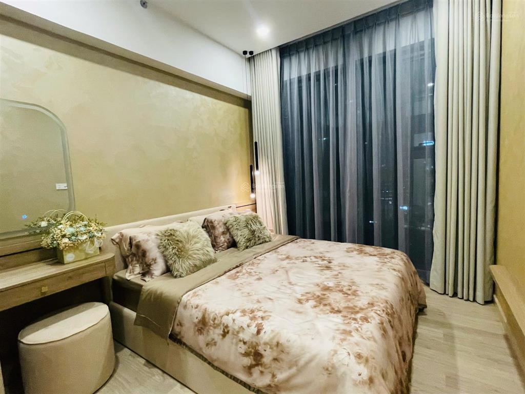 Cho thuê căn hộ góc cardinal court  3pn 115m2  view hồ bơi  60tr/tháng