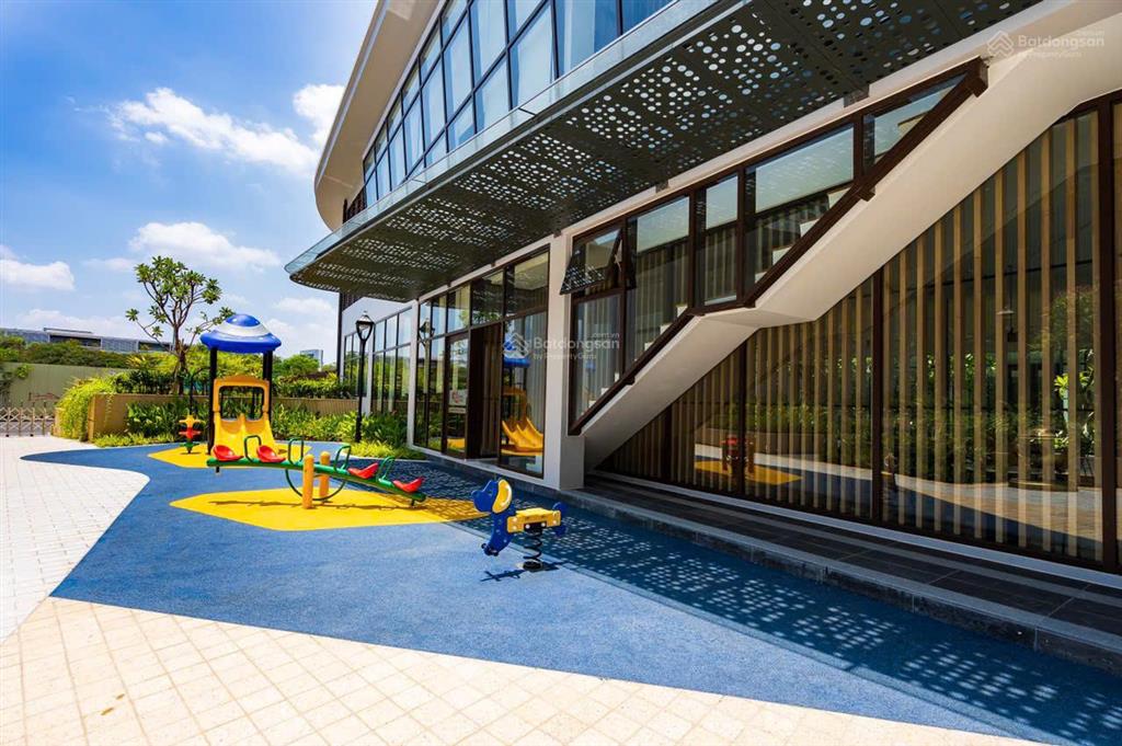 Cho thuê căn hộ góc cardinal court  3pn 115m2  view hồ bơi  60tr/tháng