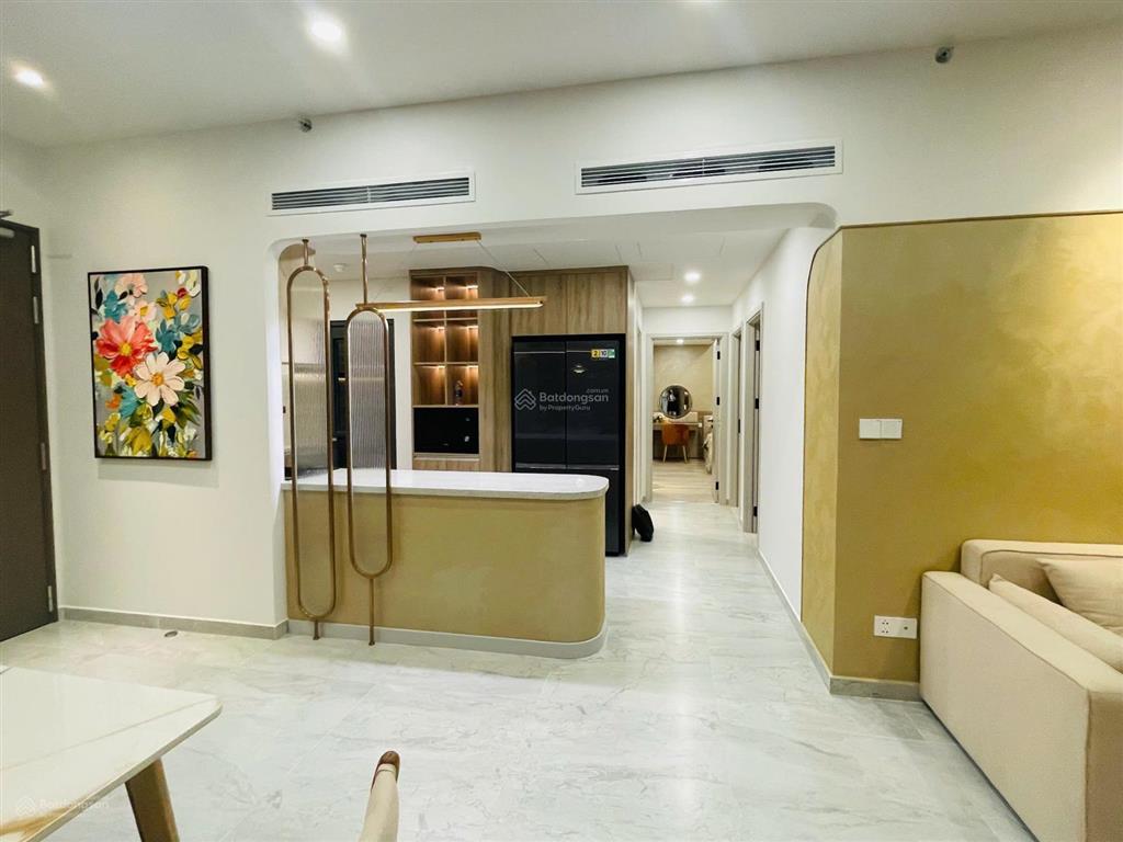 Cho thuê căn hộ góc cardinal court  3pn 115m2  view hồ bơi  60tr/tháng