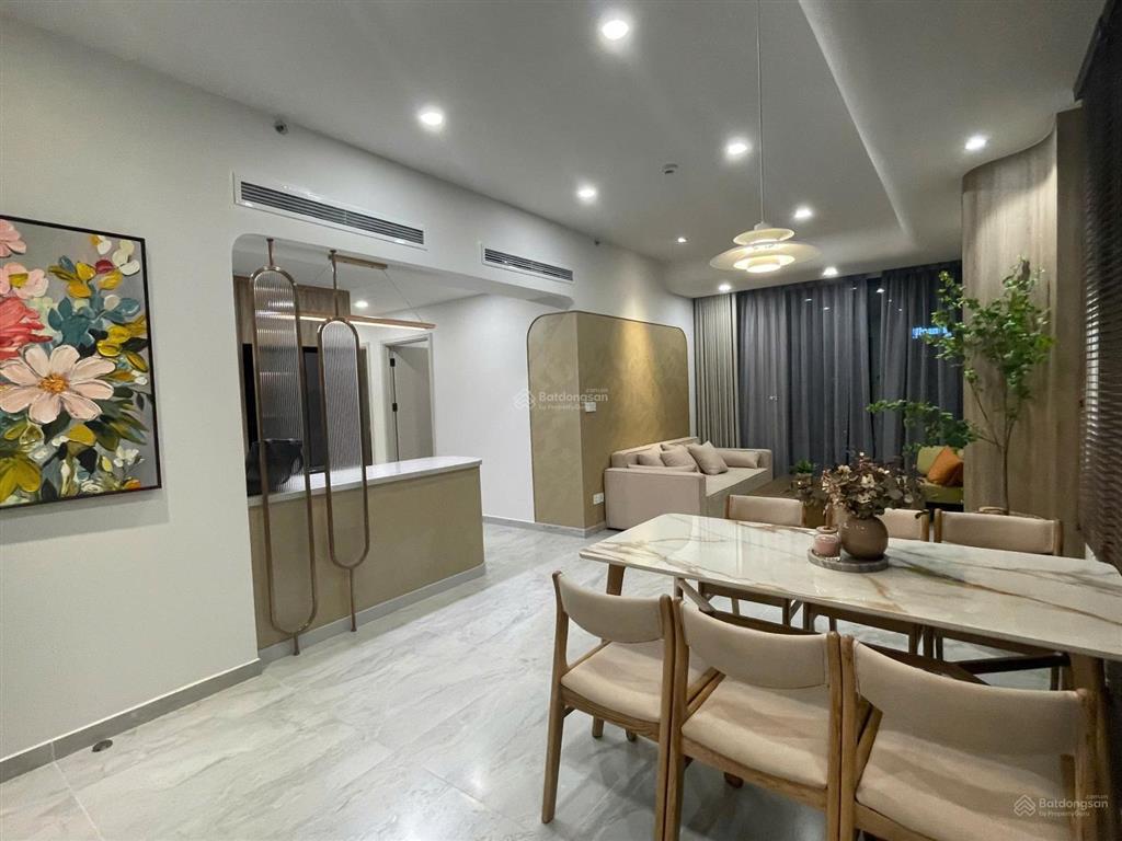 Cho thuê căn hộ góc cardinal court  3pn 115m2  view hồ bơi  60tr/tháng