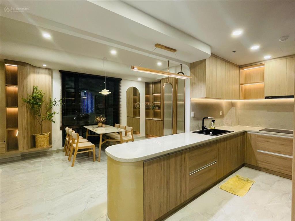 Cho thuê căn hộ góc cardinal court  3pn 115m2  view hồ bơi  60tr/tháng
