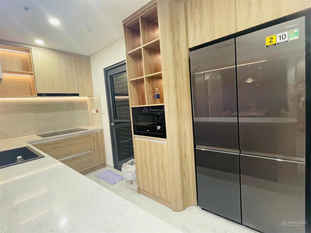 Cho thuê căn hộ góc cardinal court  3pn 115m2  view hồ bơi  60tr/tháng