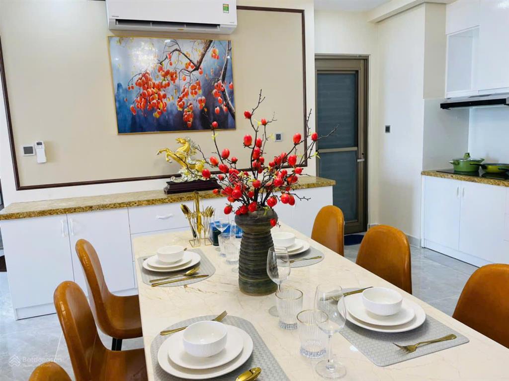 Cho thuê căn hộ midtown phú mỹ hưng quận 7 full nội thất cao cấp 125m²